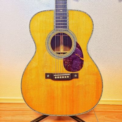 Martin OM-42を奏でるメタラー上がりのビギナーソロギタリストです。木材の響きだけで構成される演奏スタイル、そして楽器そのものに大きな魅力を感じています。アコースティックギター愛好家の方々と広く交流したいと思っています。