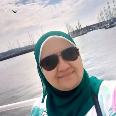 A 🏖️&🍫 lover, #Lecturer @UniSurreyBioSci, PhD @UQ_News, Interested in 🦠🧬#AMR 💊 #Diagnosis #Biofilms #Single_cell #Teaching #Scicomm #WomeninSTEMM