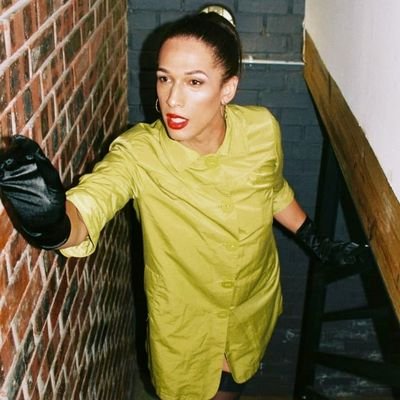 ChloeFortune12's profile picture. anologue girl in a digital world💫🌻💖