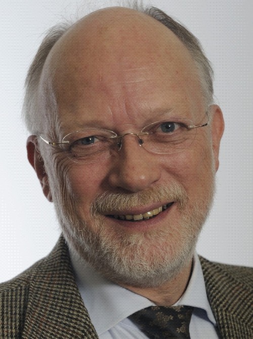 Senior VP Standards & Quality, Pearson, Prof. Language Testing at VU University Amsterdam, President European Association for Language Testing and Assessment