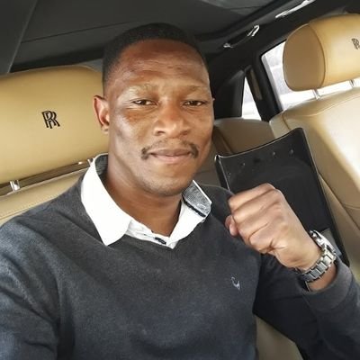 LephotoTumelo's profile picture. ke motlokoa.🇱🇸🇿🇦