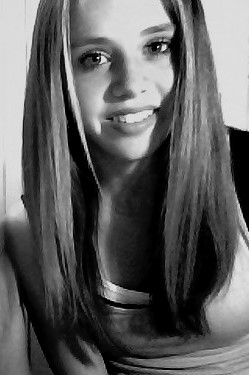 live,love,laugh ♥ FOLLOW;  @xmarijee_