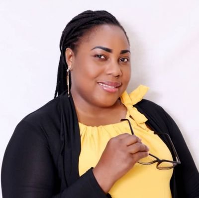 Femme engagée, éprise de justice, d'équité et de liberté. Citoyenne du Monde.