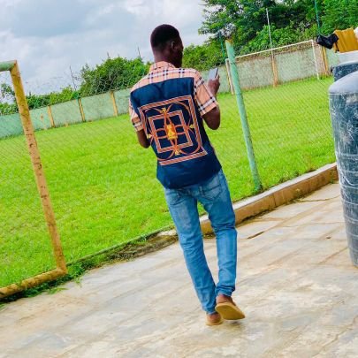 AyodejiFestus7's profile picture. Die hard Arsenal Fan❤| Footballer⚽ | Forex Trader📈📉 FPL lover