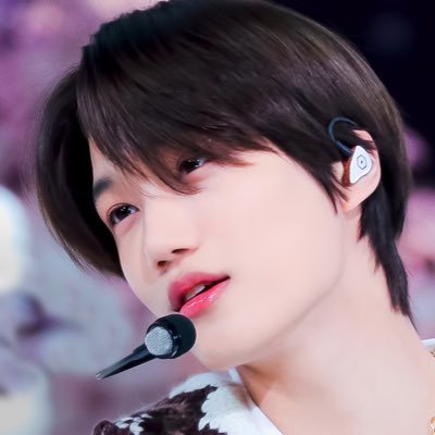 #EXO #SMtreatEXObetter