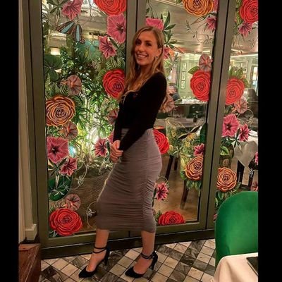 megan_smedley's profile picture. some people are worth melting for