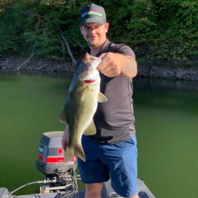 CMathes12's profile picture. 