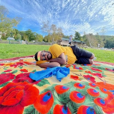 AntoinVerte's profile picture. How can the sky be the limit if there's foot prints on the moon?