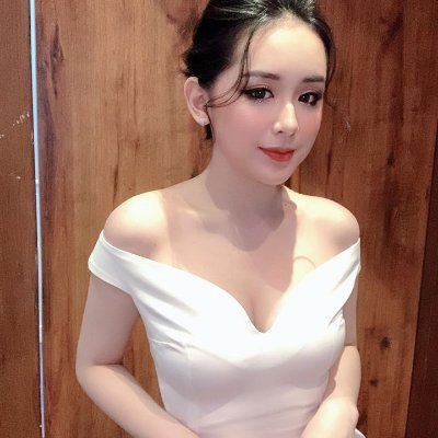 Huỳnh Lan Hương Profile