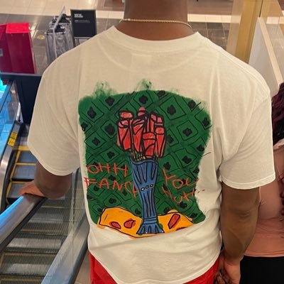 kl45210's profile picture. This page contains nudity and sensitive content. 21+ NFSW