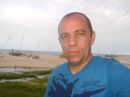 GilJunior13's profile picture. 