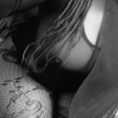 kandiiboxx's profile picture. World peace one day 🌎💞.