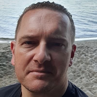 tomii1977's profile picture. 