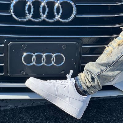 top_voria's profile picture. 