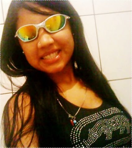 Quem sou eu? A alegria de quem me ama, a tristeza de quem me odeia e a ocupação de quem me inveja! ;)