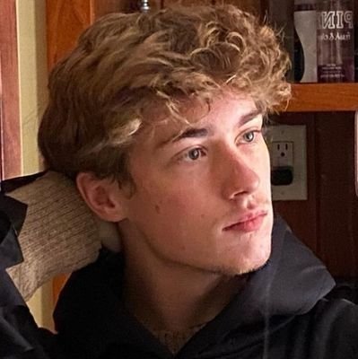 priv: @PR1VH3NRY ( já aviso que não irei aceitar todos )