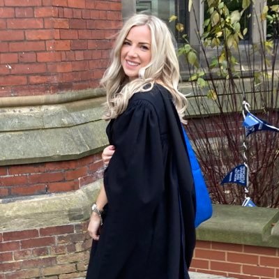ST7 geriatric/general medicine👩🏼⚕️ interests include community geriatrics, advance care planning & medical education 📚