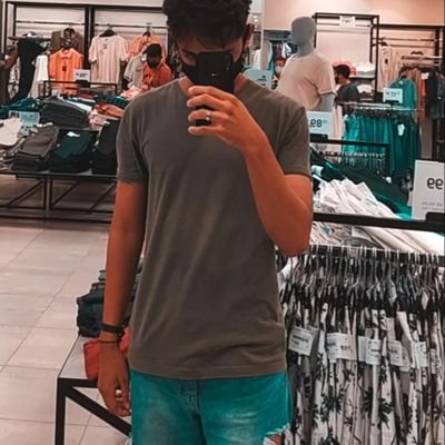 Queiroz_9911's profile picture. 