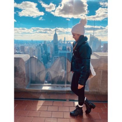 Feruzca's profile picture. En trance…