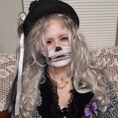 An angel of death who narrates horror stories when off duty.
ENTP Personality type (NO DMS!!! Not here to date anyone!)