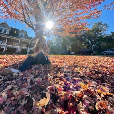 I love Jesus, the beauty in the everyday, and making the everyday beautiful