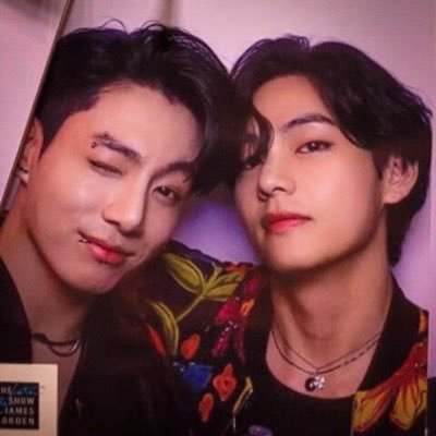 🤍 •• ” ℓιѕтєи тσ му нєαятвєαт. ιт ¢αℓℓѕ уσυ ωнєиєνєя ιт ωαитѕ тσ. ” •• 🤍 ғᴀɴ ᴀᴄᴄᴏᴜɴᴛ