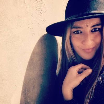 albaalfageme's profile picture. Htda del Arte y Profesora.
Yoga RYT Ballet RAD.

#Arte #Diseño #Moda #GestiónCultural #Museos #Educación #HyG #Literatura #English #Marbella! ♡ #Ballet #Yoga