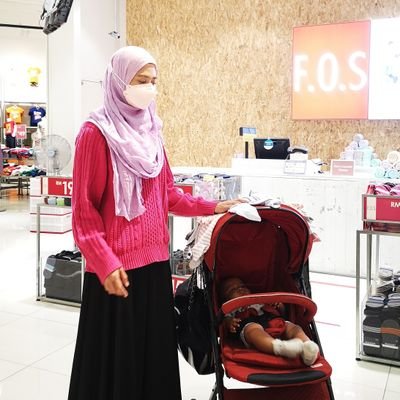 isyxhdh's profile picture. Orang sabar dibalas syurga