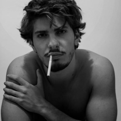 osantopiripillo's profile picture. non so usare Twitter