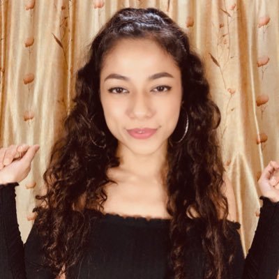 An artiste, singer/songwriter from India living in Mumbai. #bandra #vocalist #newkidontheblock .. FOLLOW ME on Twitter! Instagram: gisellepintomusic ❤️