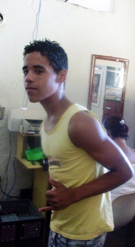 Apenas um garoto aprendendo a viver :D