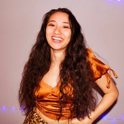 songwriter, musician, pasta aficionado, accidentally nocturnal ✨ she/her “her ears are small, but they get the job done” -Kevin