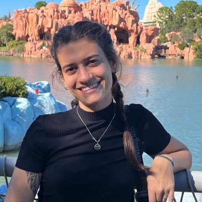 nayadamasceno's profile picture. Engineer, designer and maker.