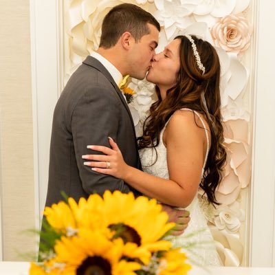 butt_tyler's profile picture. Life’s a garden, dig it. @elainafulg is mine 💕❤👫