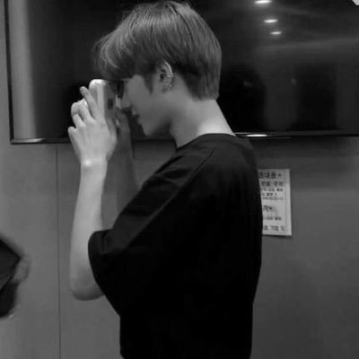 m_magentq's profile picture. มีเงินกินขนมยังคะ อ๋อ กูไม่มี