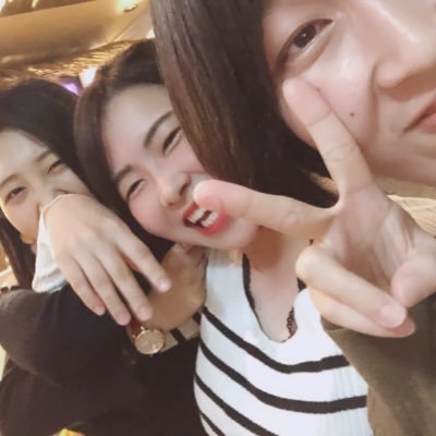 V6mtahLIFatiYMF's profile picture. 