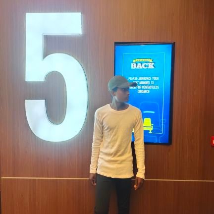 Hari79065264's profile picture. CROWFOX