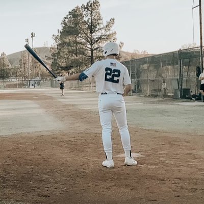 Aquinas High School ‘24// Prime ⚾️// Oregon Baseball//6’3 195lbs// RHP, 3rd, 1st