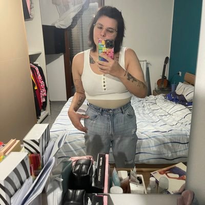 fluffers_'s profile picture. treat people with kindness, @harry_styles said so himself and wrote a song about it • thank you, harry — 18.12.19