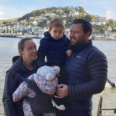 Daddy of four, Primary School Teacher, PNEFC, Brit Packer Backer, Phantom and Les Mis fan