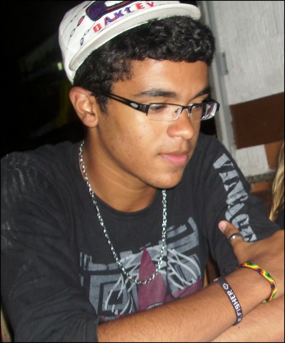Praquê se deefiniir ? queem se define , se limiita ! =D