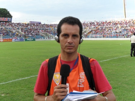 Sou o Repórter Everaldo Baima da Rádio Metropolitana AM 930 e da Rádio Cidade 860. Tenho o programa Domingo Tricolor na Metro aos domingos às 8h.