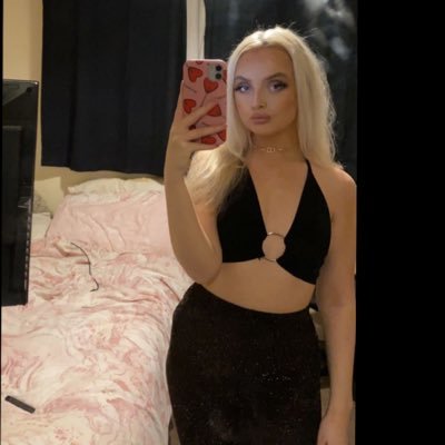 amyleiperx's profile picture.