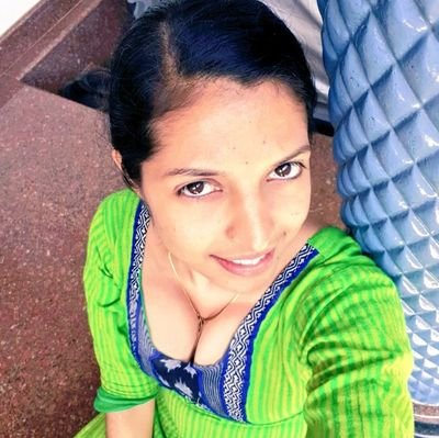 SureshS13198223's profile picture. தமிழ்