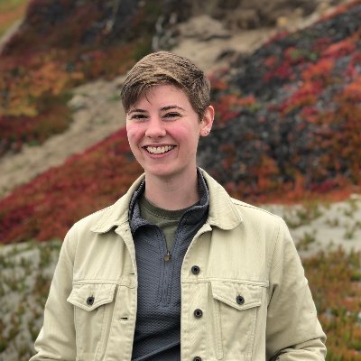 Geophysics PhD candidate @StanfordDoerr | @BrownUniversity '19 | studying volcanoes because it's a hot topic 🌋 | she/her 🏳️‍🌈