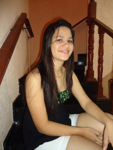 ~~ Ela é simplismente Incrível e não definida em poucas palavras. Prima dela aqui @Dayane_sous , te amo  Fran saudades