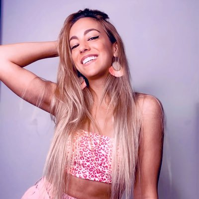 Ponle mucha energía a eso que estás haciendo y no le bajes, que tú la tienes aunque no te la den✨ #Inocente en tu plataforma favorita 💜👀