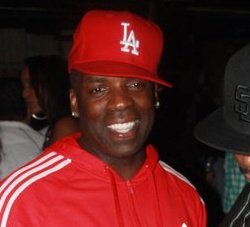 TKWillWin's profile picture. The Origional Street Motivator-Game Advisor
Comedian T.K. Kirkland Official Twitter!
http://t.co/RlUstPyR3c