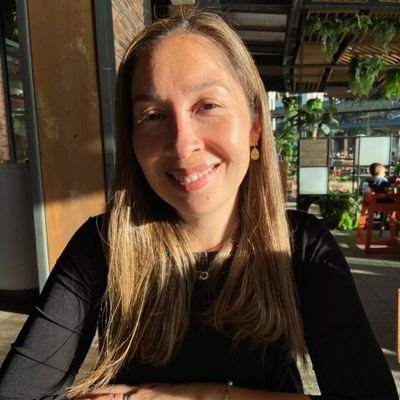 carolopezarias's profile picture. 