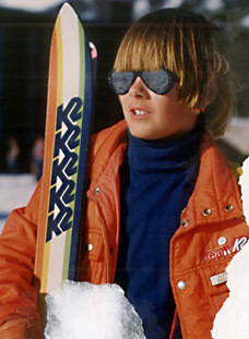 keithfromspace's profile picture. Fast cars, slow food, clean design, messy hair and something from space.